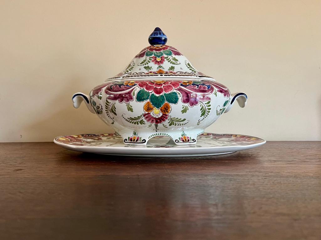 Grote Hollandse polychrome sierpot met onderschaal (Velsen), Antiek en Kunst, Ophalen of Verzenden