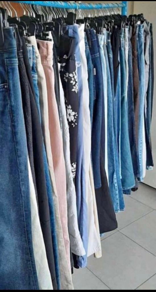 partij kleding schoenen en tassen, Auto's, Peugeot, Particulier, Diesel, Ophalen