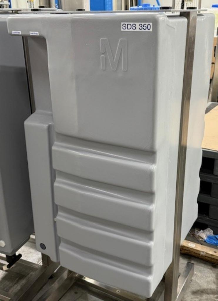 kunststof watertank 350L met inox frame, Ophalen, Kunststof, Gebruikt, Met kraantje
