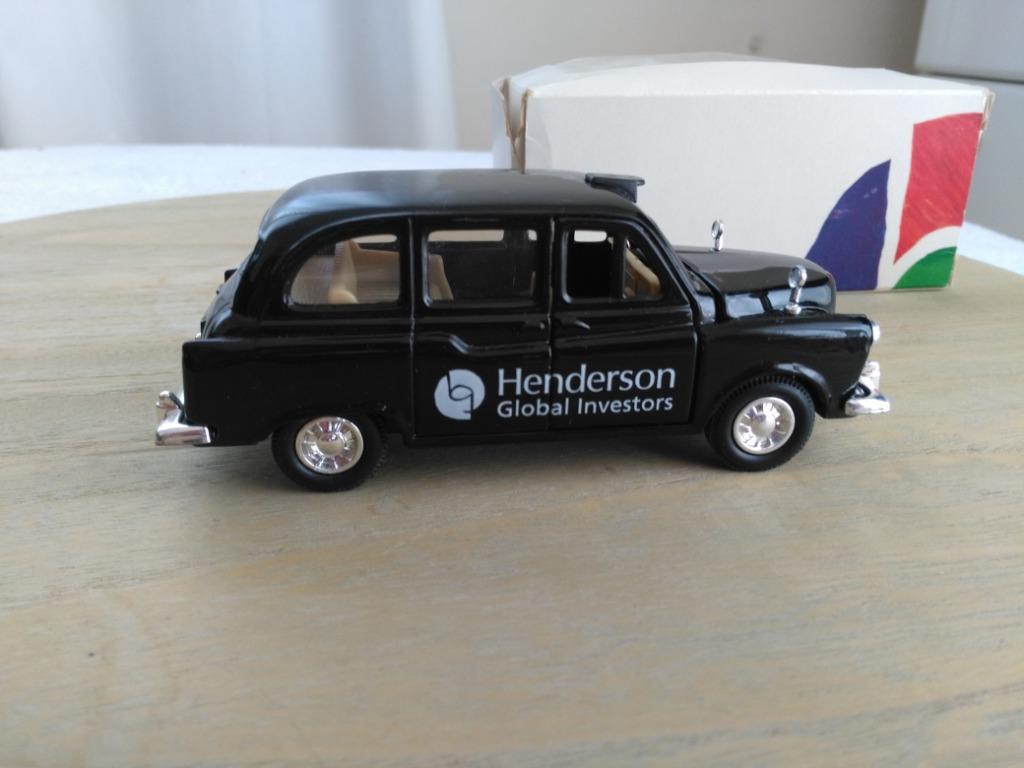 Welly 9050 London Taxi London Hederson Global Investors, Verzenden, Zo goed als nieuw, Auto, Overige merken