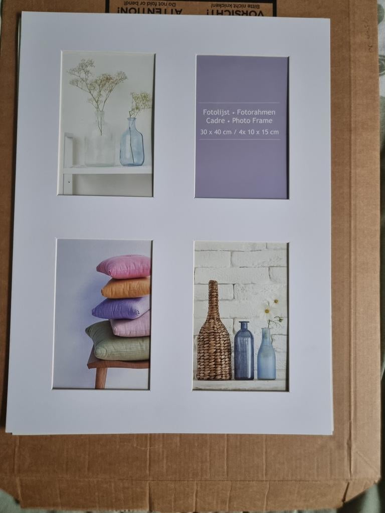 Cadre photo, passe-partout. Pour 4 photos de 10 cm sur 15 cm, Enlèvement ou Envoi, Comme neuf