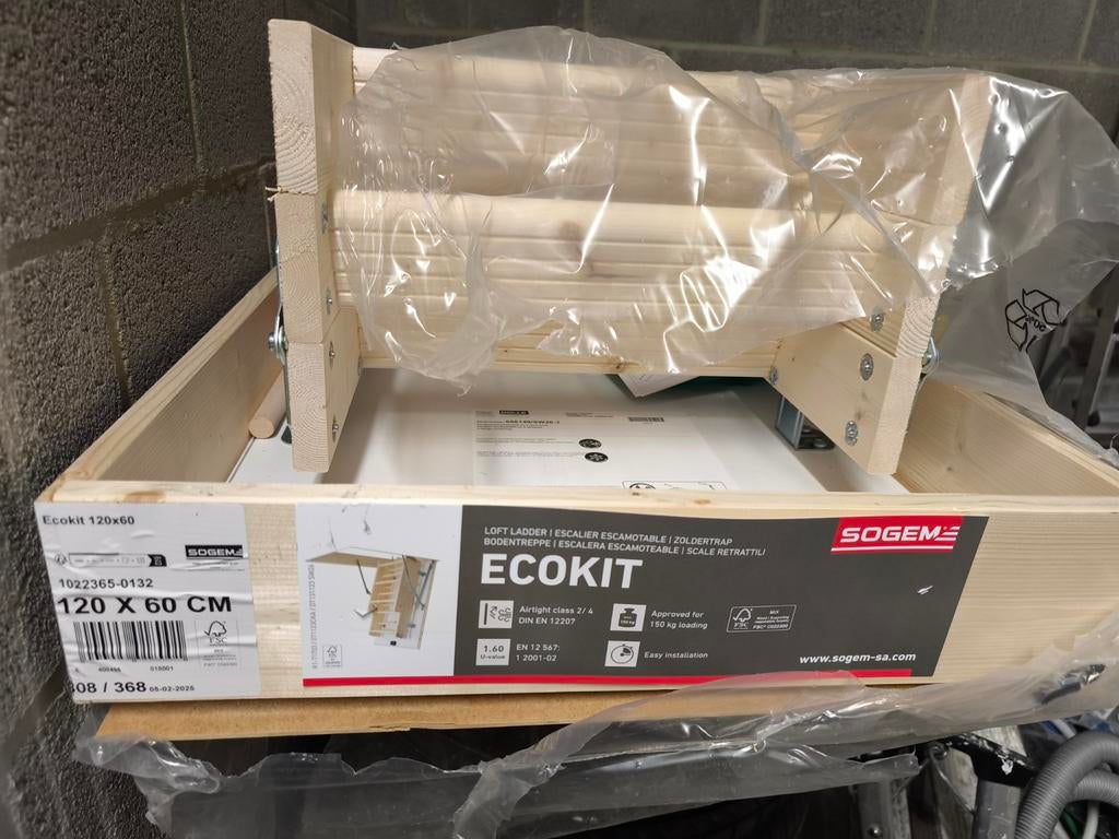 Escalier escamotable 60x120 neuf