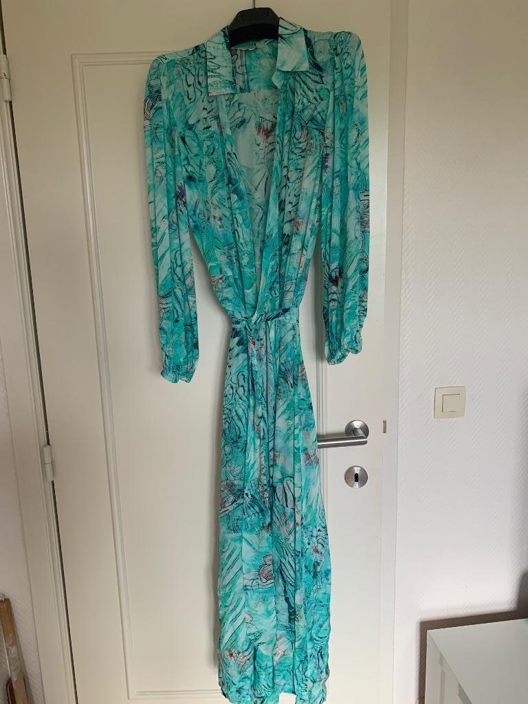 Kleed INOA zijde, Blauw, Ophalen of Verzenden, Zo goed als nieuw, ANDERE