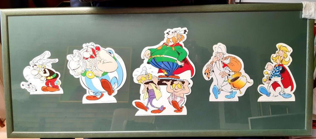 Grote kader met afbeeldingen van Asterix....., Ophalen, Zo goed als nieuw, Overige typen