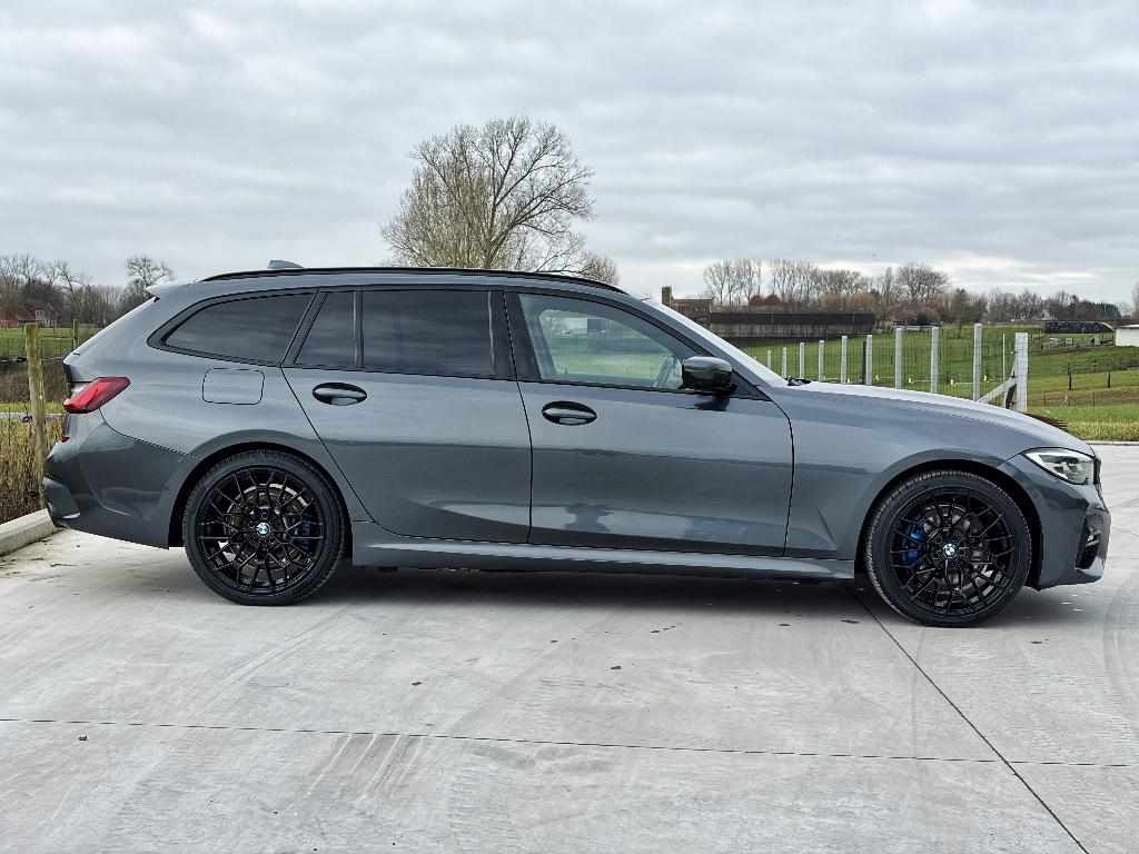 BMW 330e - 2022 - 149.682km - M-pack - Pano, Auto's, BMW, Automaat, Achterwielaandrijving, 218 kW, 4 cilinders
