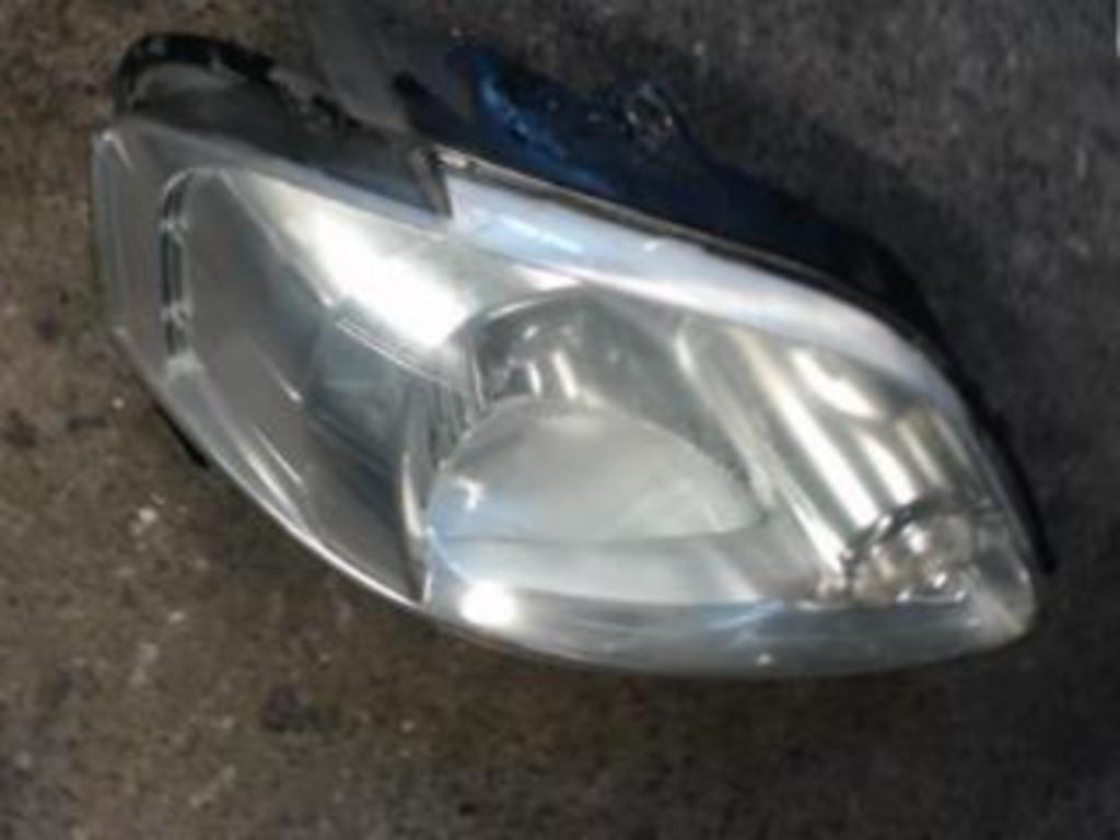 Optique avant droit Volkswagen Fox 2005-2011 LP/14224, Enlèvement ou Envoi, Utilisé, Volkswagen