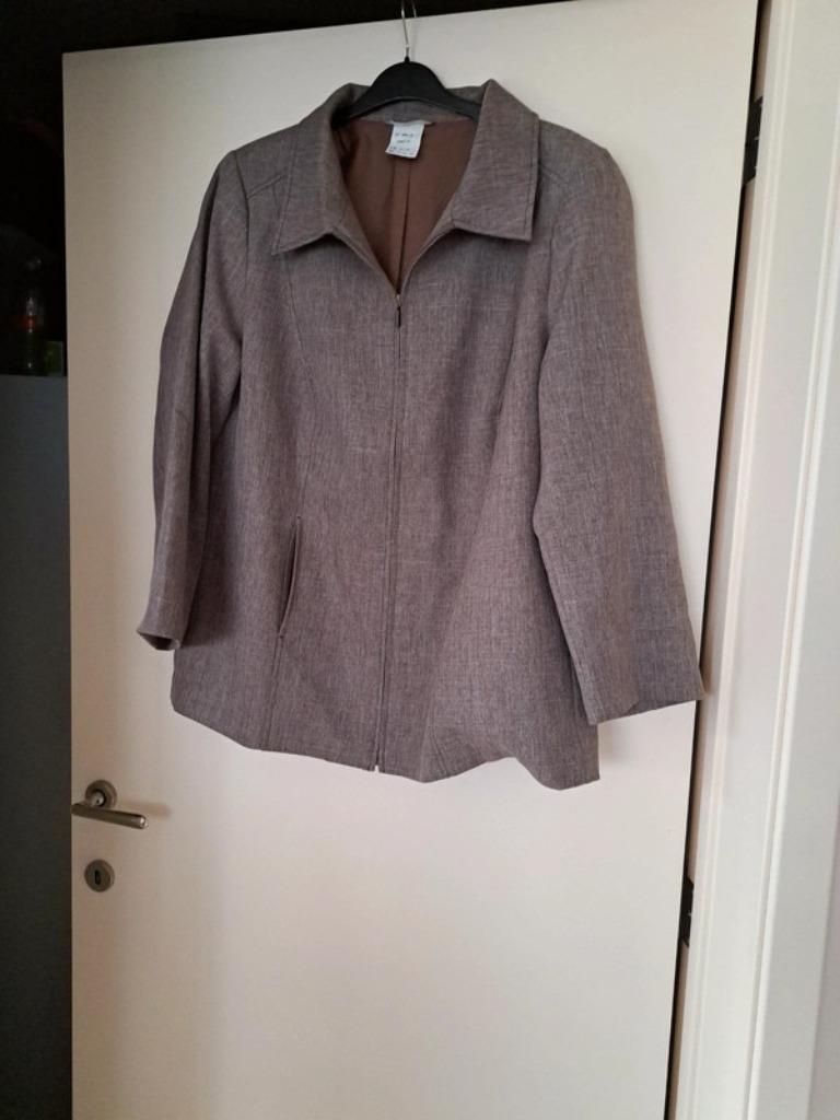 Veste courte Klingel taille 52, Vêtements | Femmes, Vestes & Costumes, Comme neuf, Manteau, Taille 46/48 (XL) ou plus grande, Brun