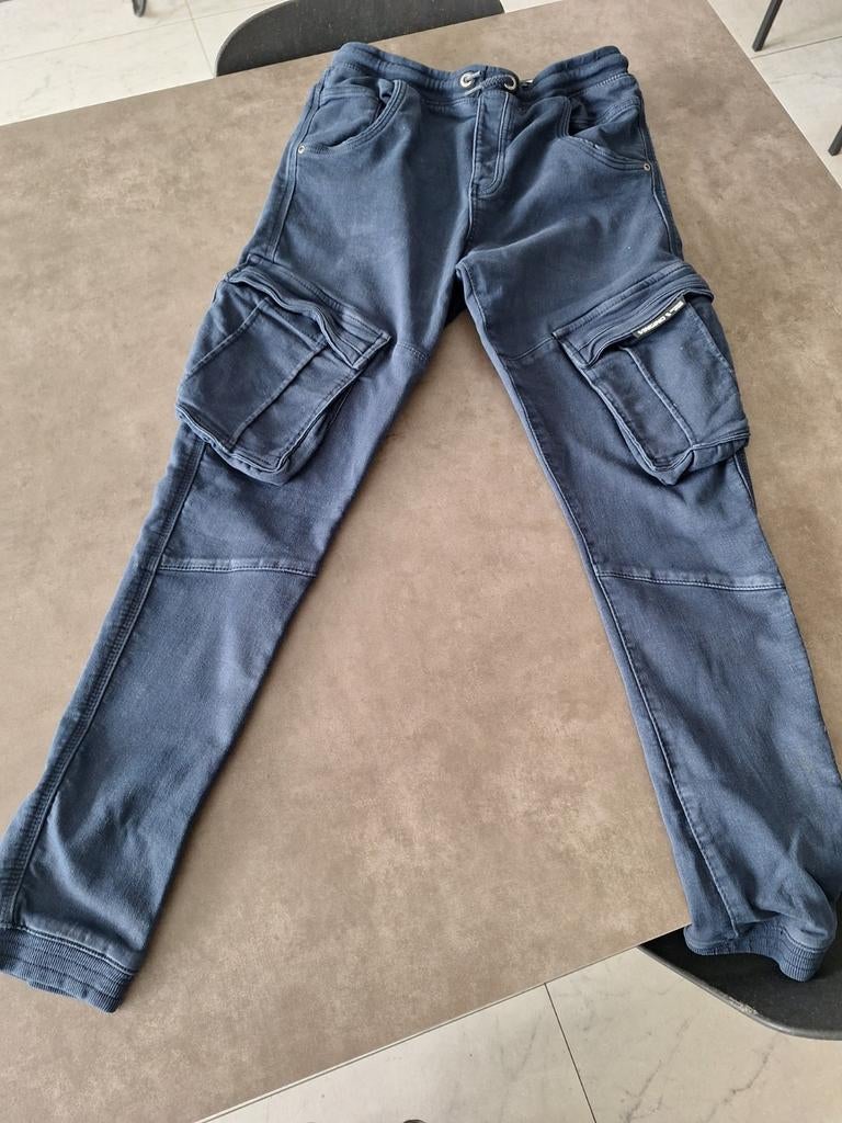 Broek vingino maat 176, Enfants & Bébés, Vêtements enfant | Taille 176, Pantalon, Garçon, Enlèvement ou Envoi, Comme neuf