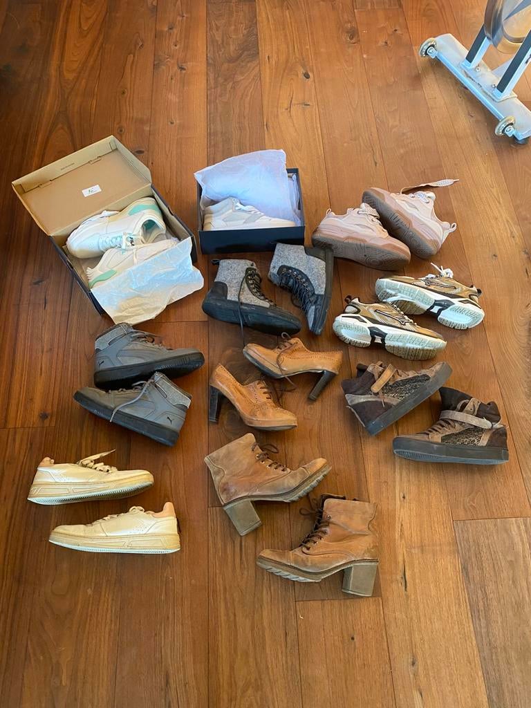Groot lot schoenen maat 40, Kleding | Dames, Schoenen, ANDERE, Overige kleuren, Ophalen of Verzenden, Sneakers