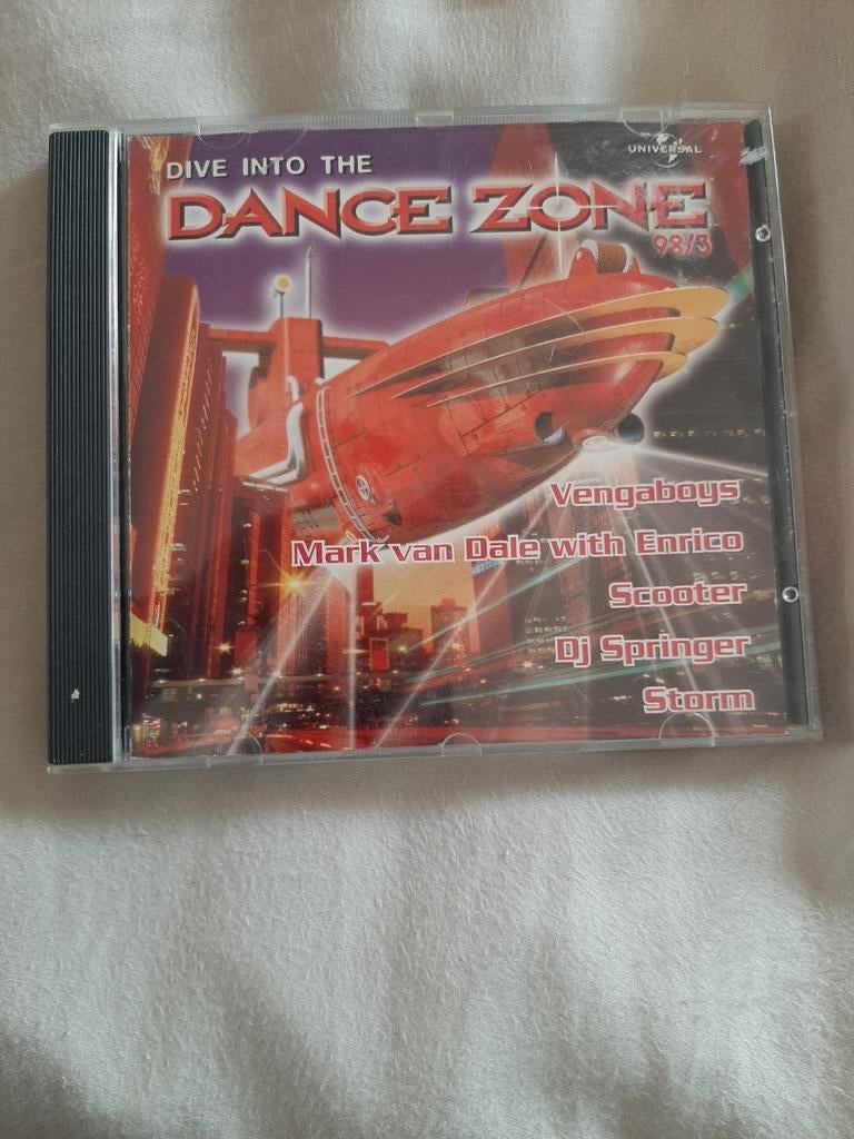 Danszone 98/3, Ophalen of Verzenden, Zo goed als nieuw