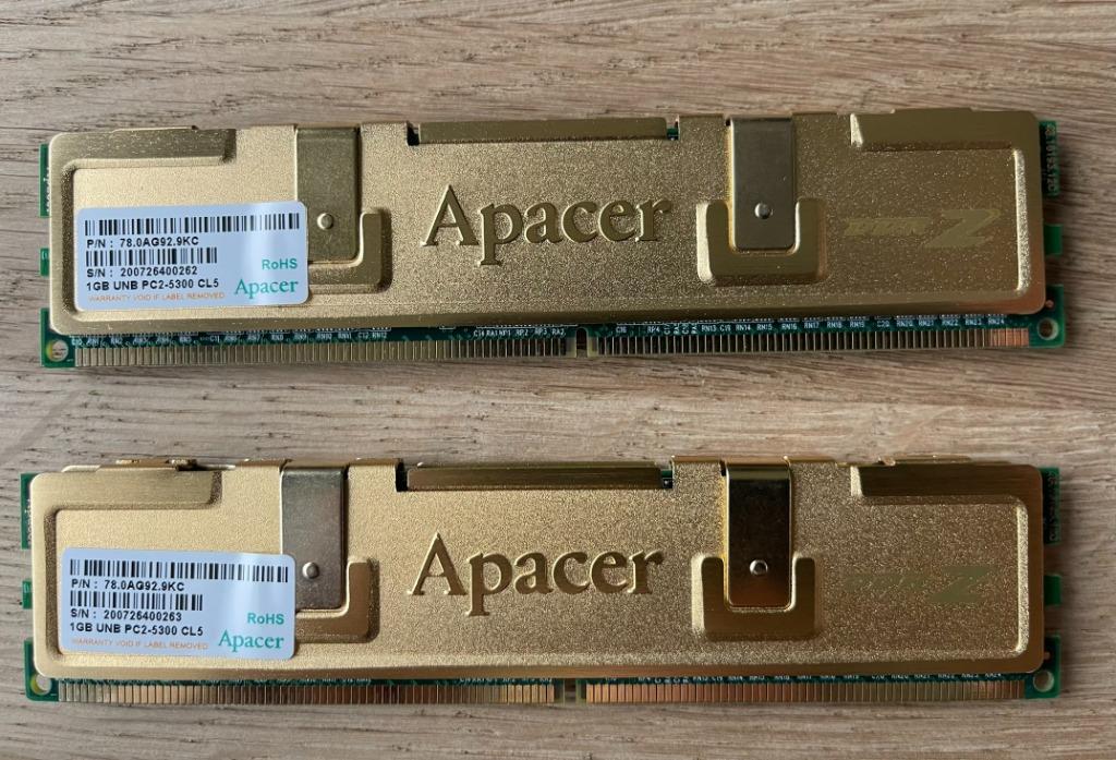 2x Apacer 1GB UNB PC2-6400 CL5 desktop Ram, Enlèvement ou Envoi, Utilisé, Desktop, DDR2