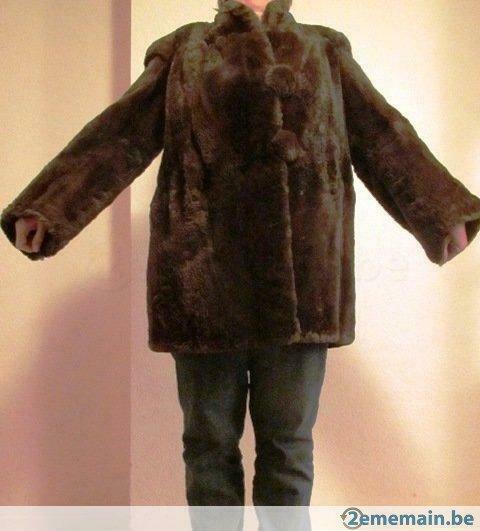 Veste en fourrure de castorette marron (1945), Gedragen