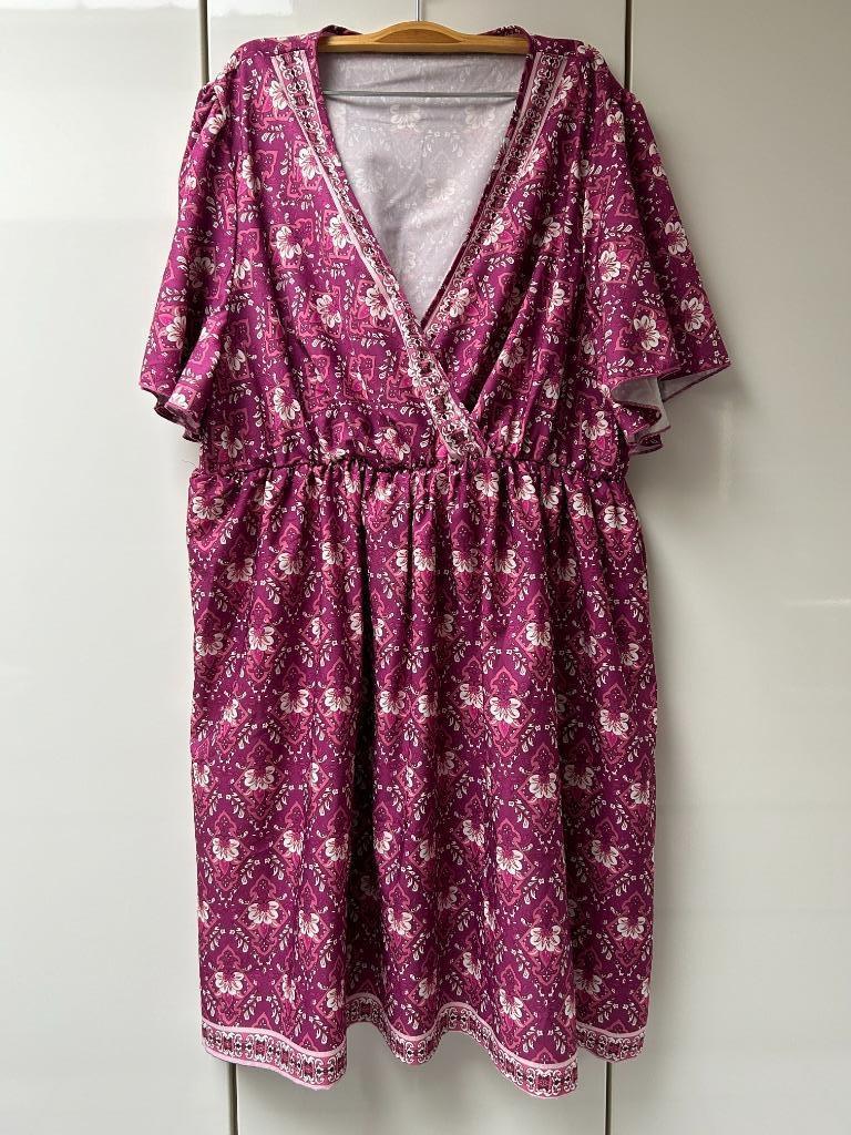 Roze jurk van Shein Curve - Maat 2XL, Maat 46/48 (XL) of groter, Ophalen of Verzenden, Zo goed als nieuw, Roze
