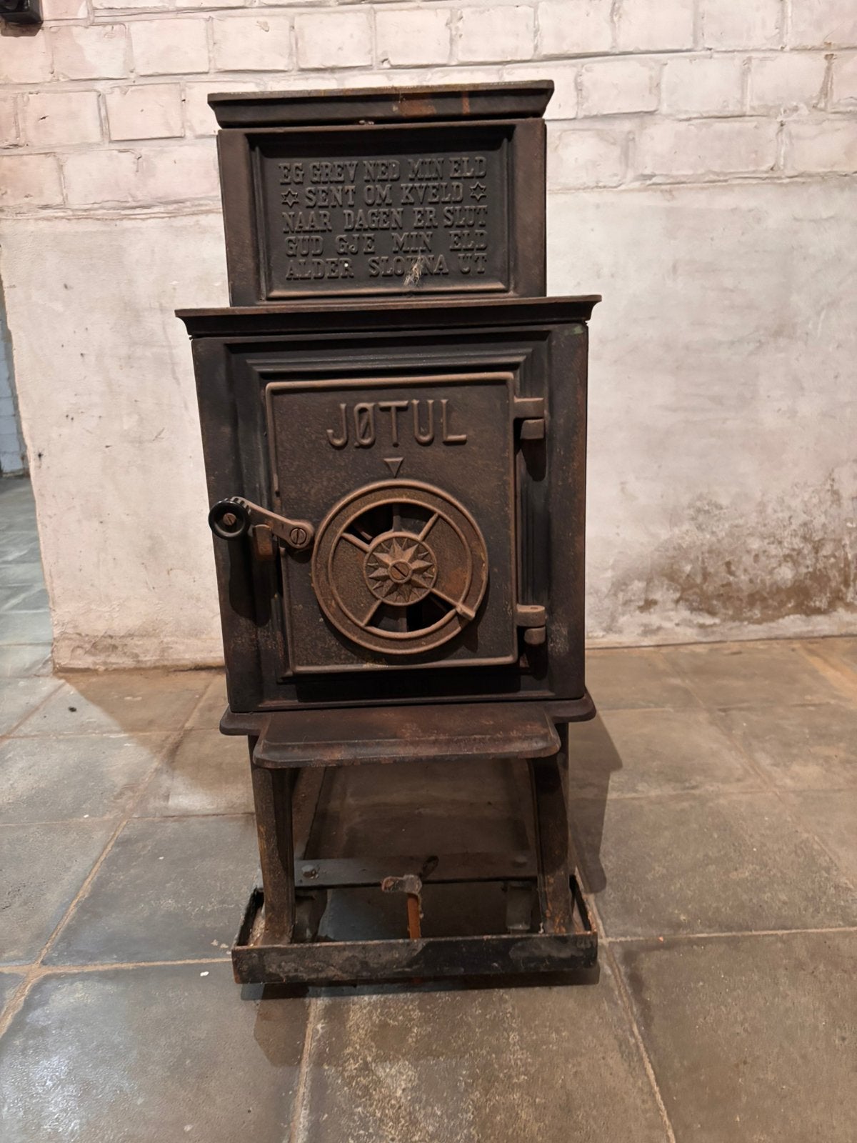 Poele a bois en fonte JOTUL ancien, Ophalen, Gebruikt, Houtkachel, Vrijstaand