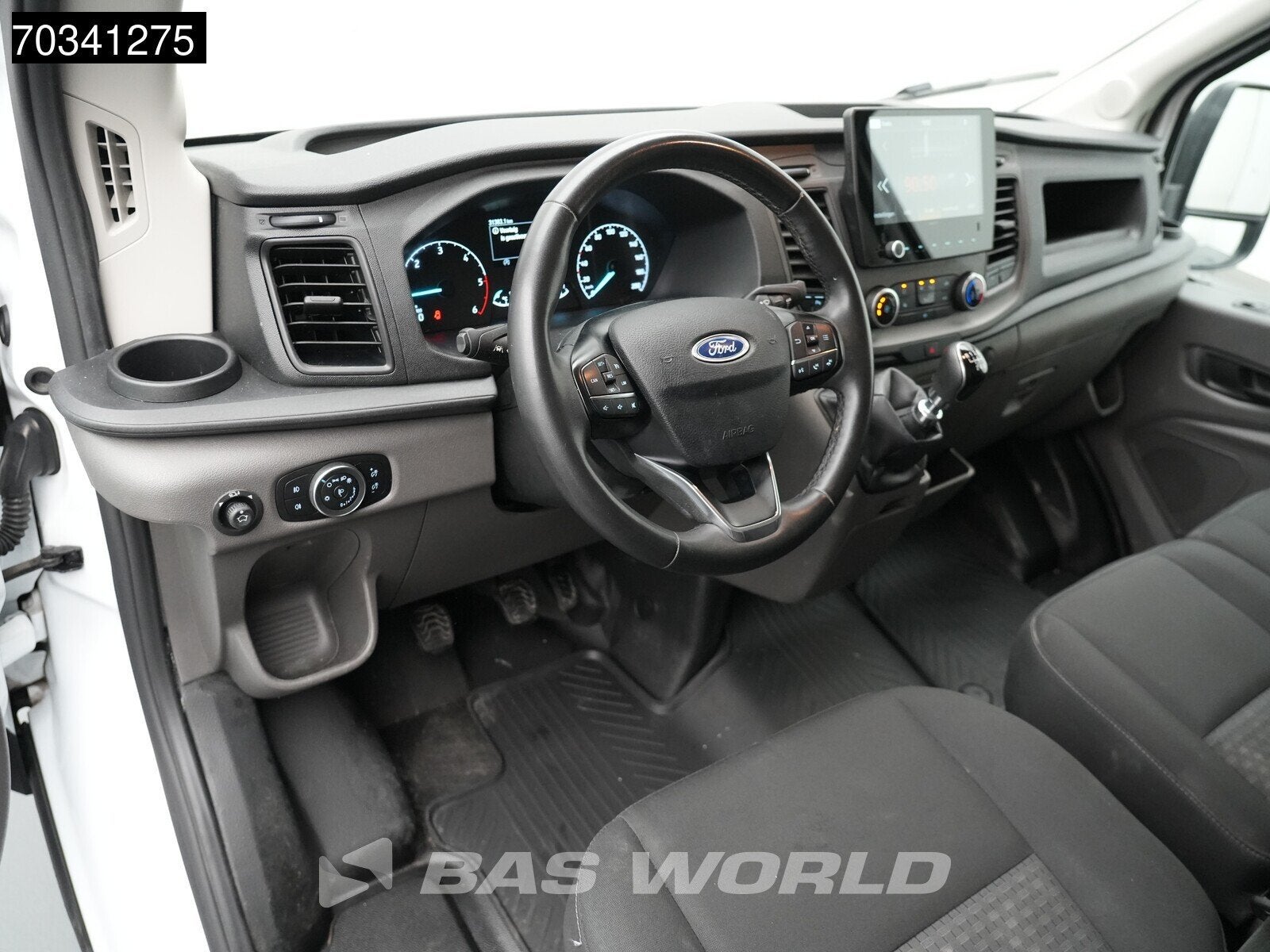 Ford Transit 130pk L4H3 Airco Cruise Navi Carplay Camera Par, Auto's, Stof, Euro 6, 4 cilinders, Wit