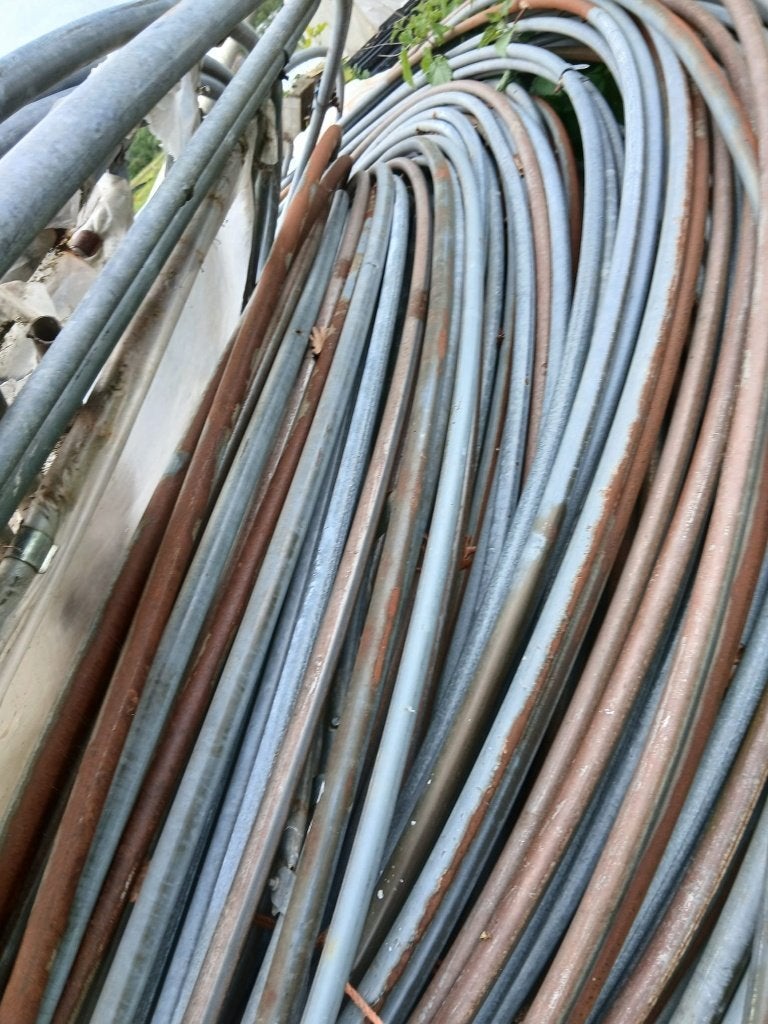 bogen en ankers voor tunnelserre, Jardin & Terrasse, Verrières, Enlèvement, Utilisé, Conservatoire
