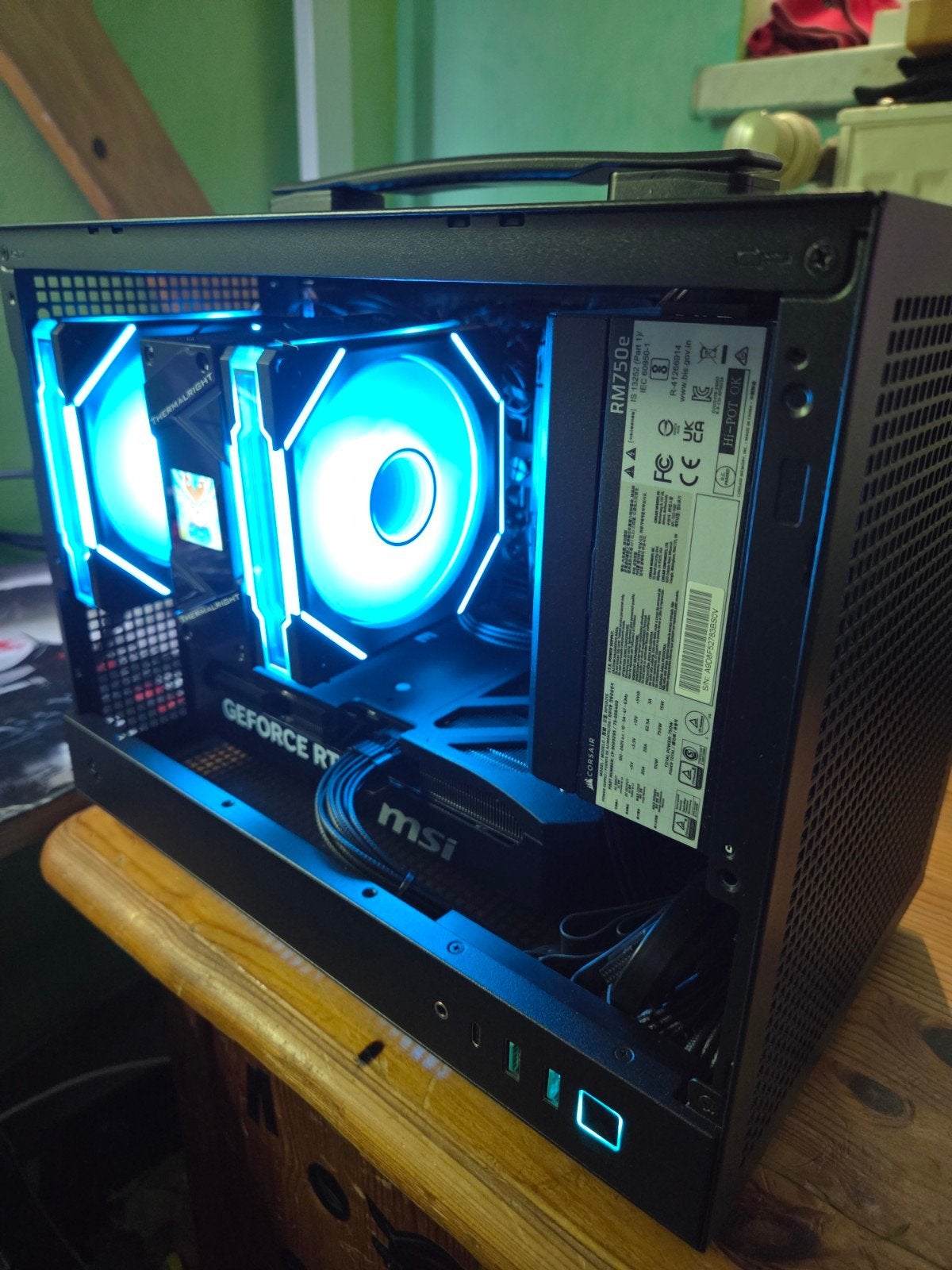PC Gamer RTX 5070, Ryzen 7 9700X, 32 Go DDR5, Neuf, 4 Ghz ou plus, AMD Ryzen 7, Gaming