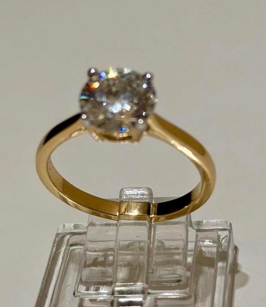 Nieuwe gouden solitaire ring met VS1 diamant van 2.00ct!, Handtassen en Accessoires, Ringen, Nieuw, Dame, 17 tot 18, Geel, Goud
