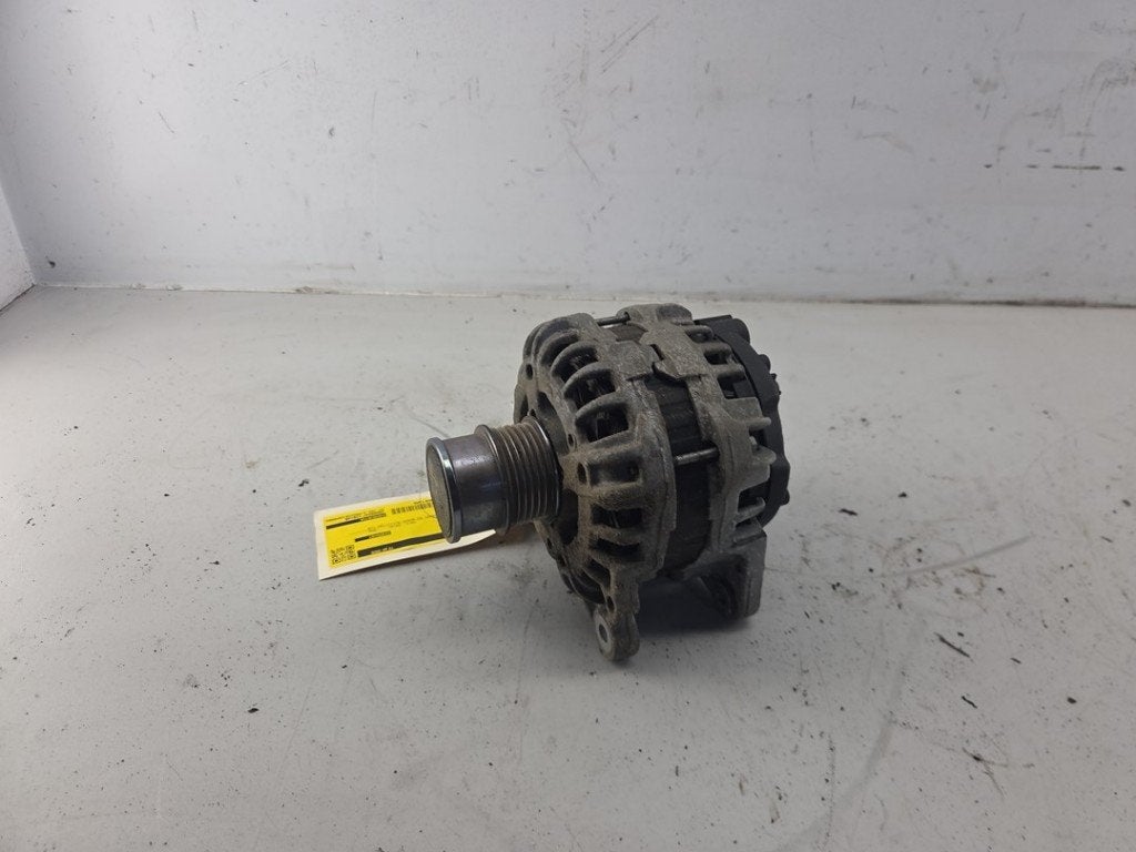 ALTERNATEUR Seat Leon ST (5FF) (01-2012/08-2020), Robert Bosch AG, Utilisé, Seat, Robert-Bosch-Allee 1
74232  Abstatt, DE