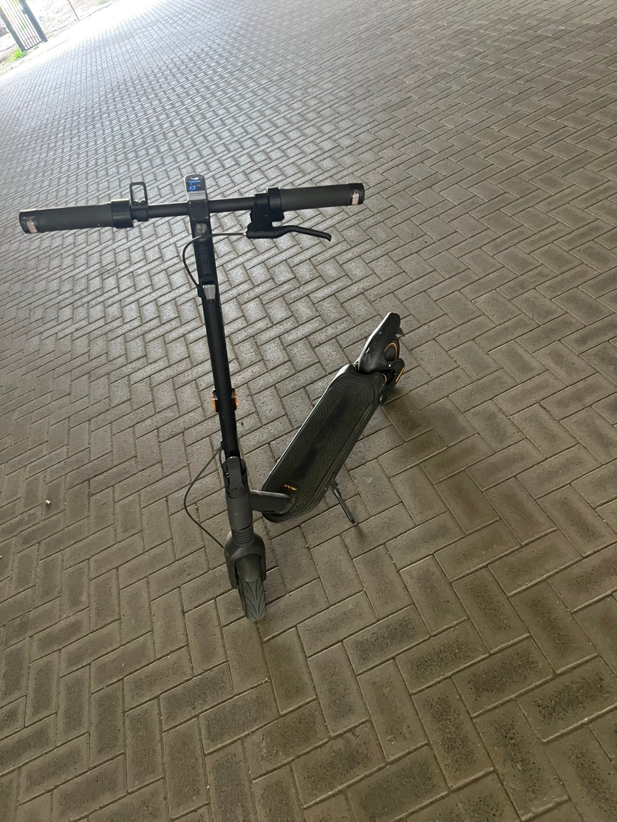 Ninebot g2 max, Ophalen, Zo goed als nieuw