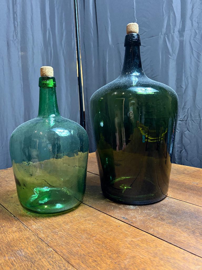 Set van 2 Prachtige Grote Vintage Dame-Jeannes / Demijohns (, Ophalen, Gebruikt, Groen, Glas
