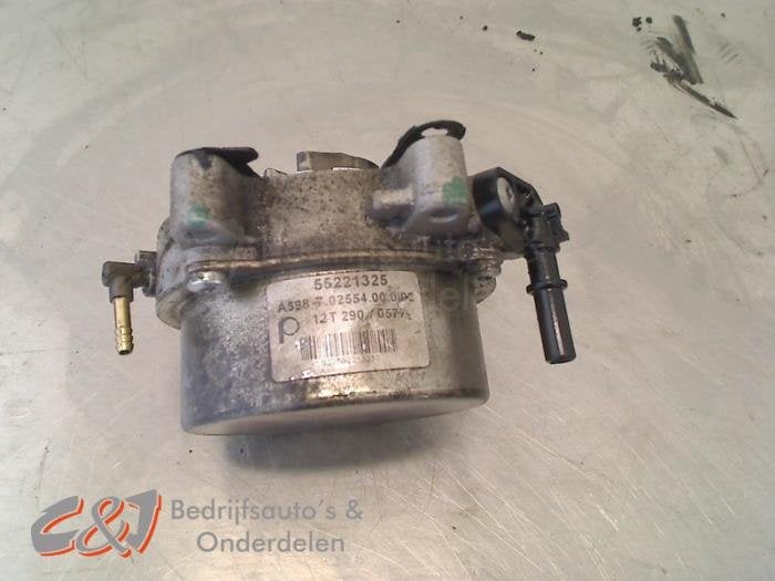 Pompe à vide (diesel) d'un Opel Combo, -, Opel, 3 mois de garantie, Utilisé