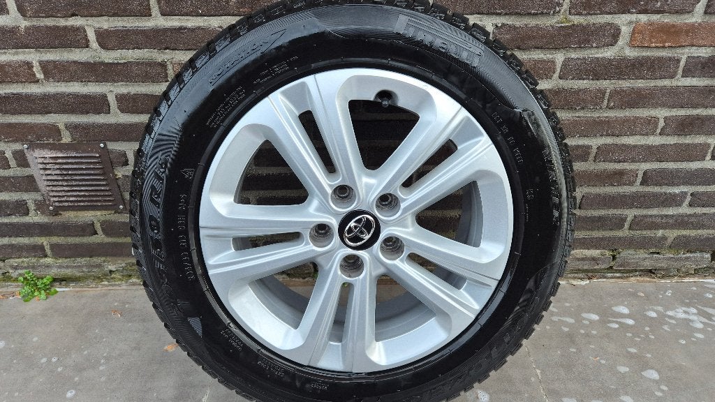 16" velgen voor Toyota ProAce City met Pirelli winterbanden, Autos : Pièces & Accessoires, Pneus hiver, 16 pouces, Véhicule de tourisme