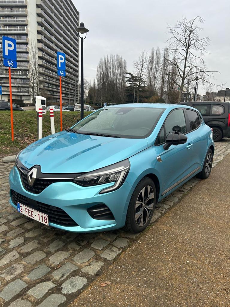 Renault  Économique, élégante et parfaitement entretenue !, Autos, Renault, Achat, Clio