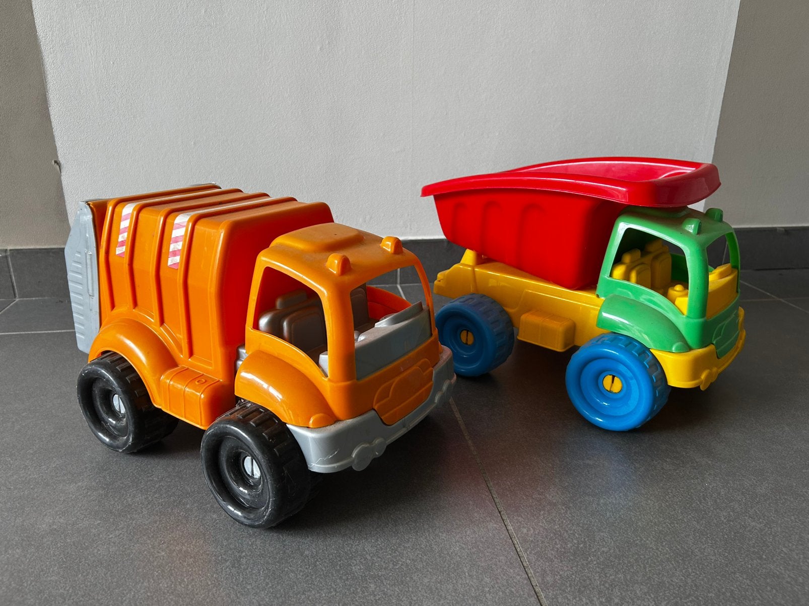 Twee speelgoedmachines, Ophalen of Verzenden, Zo goed als nieuw