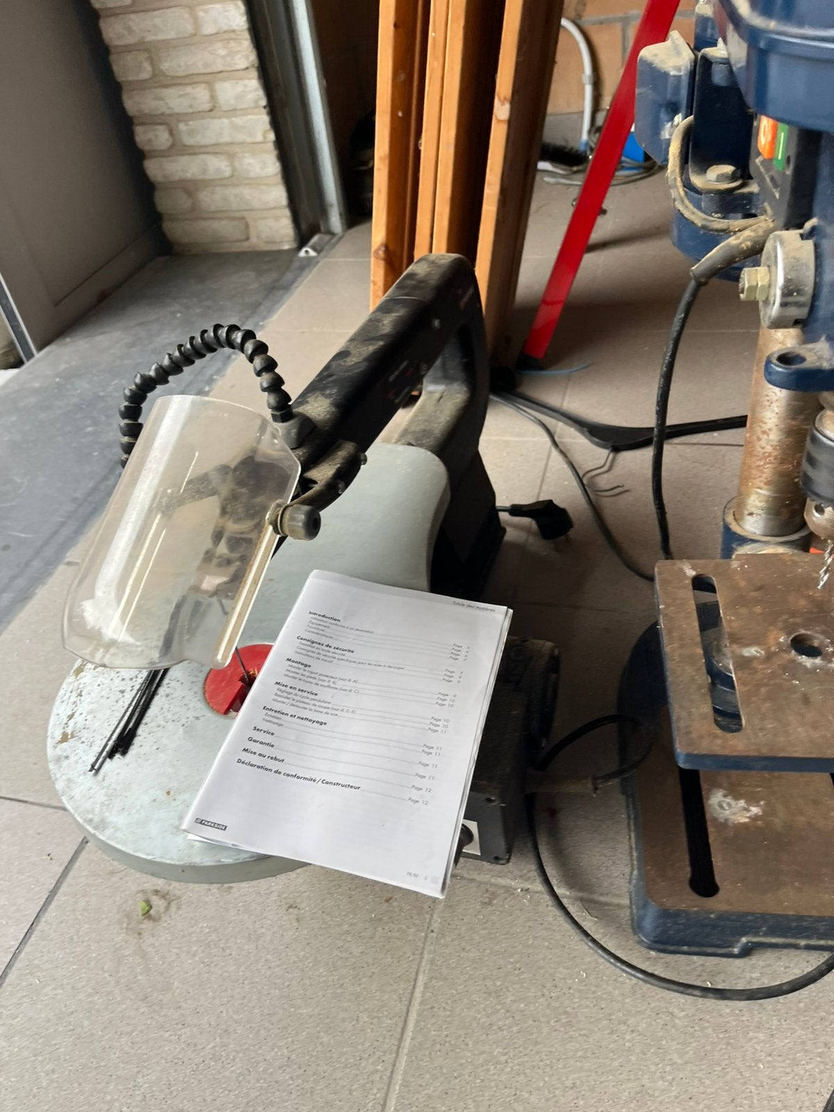 Boorkolon   Decoupeerzaag, Doe-het-zelf en Bouw, Ophalen, Zo goed als nieuw, Decoupeerzaag