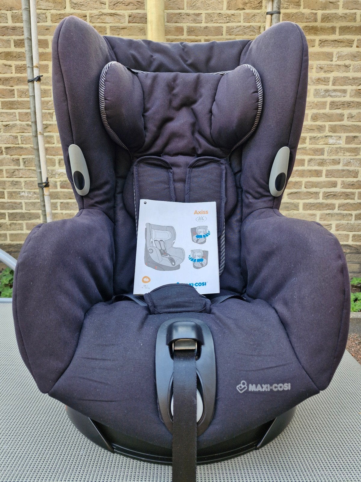 Maxi-Cosi Axiss Black Raven Groep 1, Ceinture de sécurité, Enlèvement ou Envoi, Utilisé, Dossier réglable