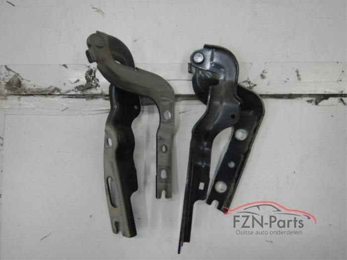 Seat Ateca Motorkapscharnieren Set Links+Rechts Zwart, Ophalen of Verzenden, Gebruikt