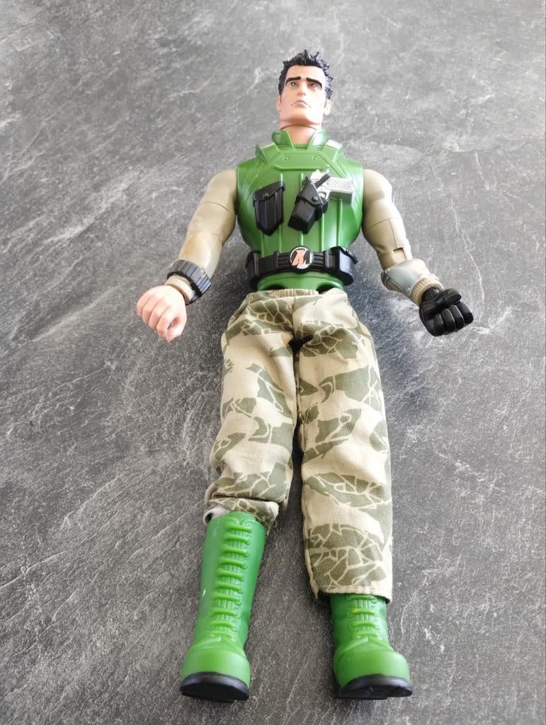 Figurine militaire, Enlèvement