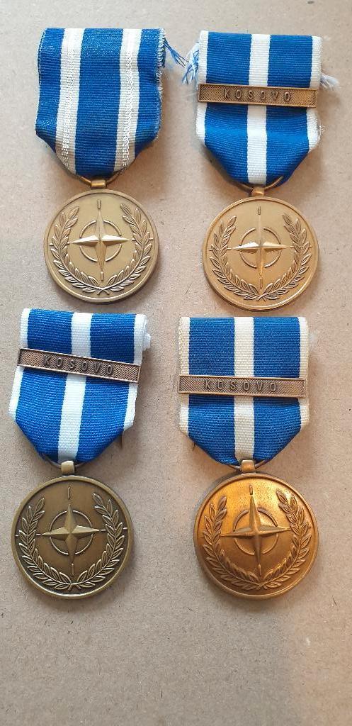 Militaire medaiiles, Verzamelen, Ophalen of Verzenden, Overige soorten, Lintje, Medaille of Wings