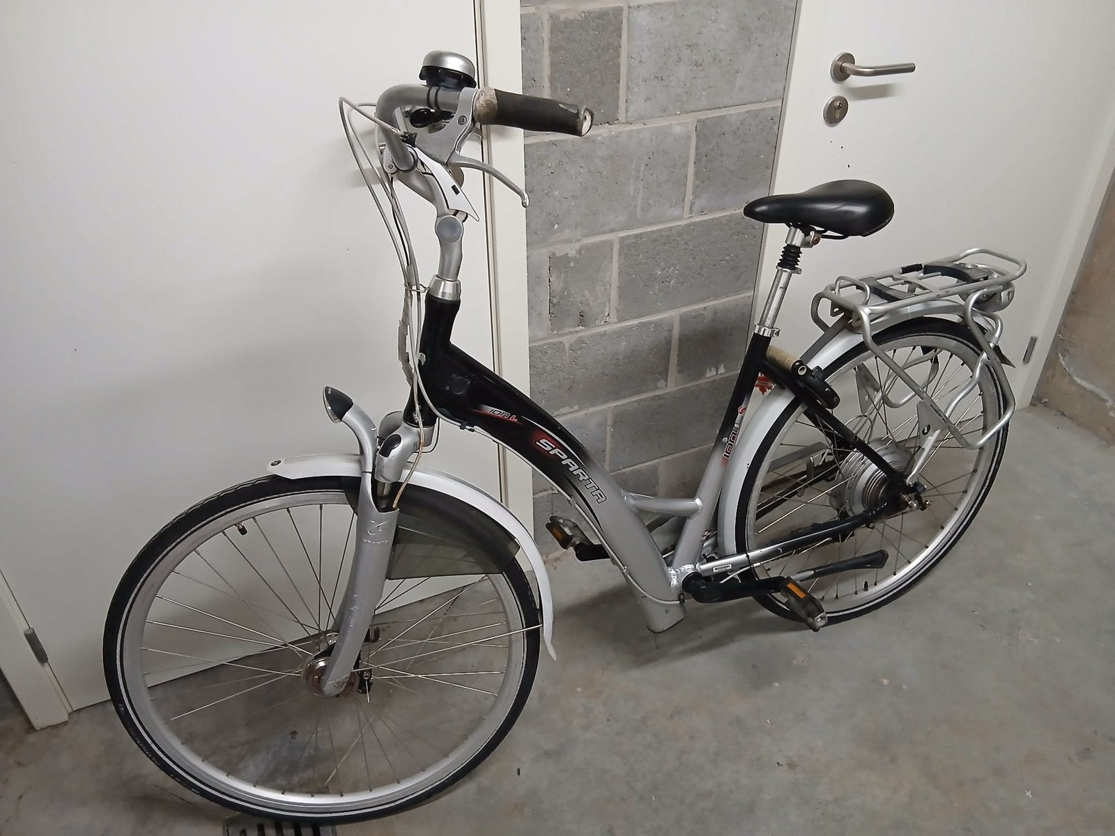 Vélo électrique Sparta 28 pouces, Zo goed als nieuw, Sparta