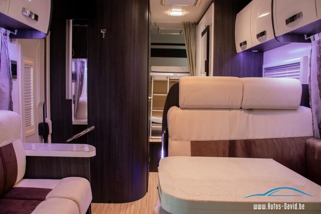 Benimar Mileo 253 Half-Integraal 5 Slaappl. Ducato 2.3 Aut, Caravans en Kamperen, Automaat, Airbags, Fiat, Vloeistofverwarming