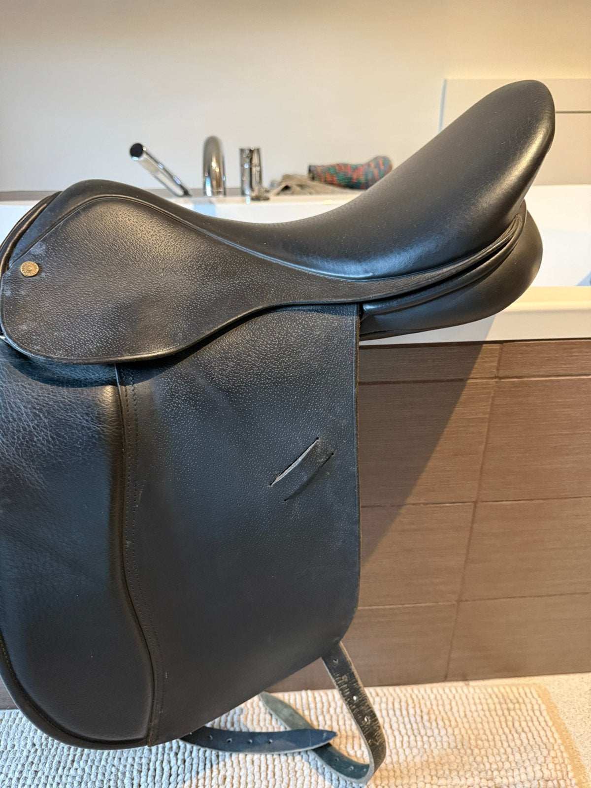 Dressuurzadel premiere quality saddlery, Animaux & Accessoires, Chevaux & Poneys | Selles, Moyen, Enlèvement, Utilisé, Dressage