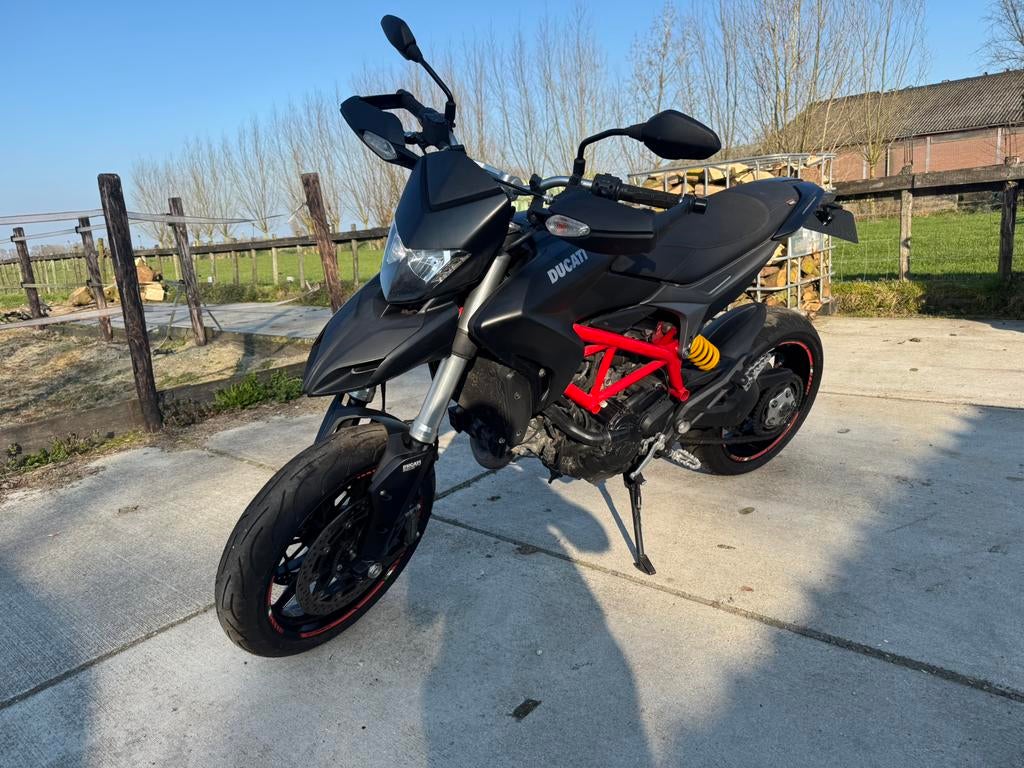 Ducati hypermotard 821 hyperstrada 950 multistrada v4, Motoren, 2 cilinders, Motorrijbewijs A, Particulier, Meer dan 35 kW
