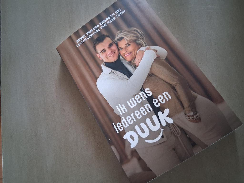 Ik WENS IEDEREEN EEN DUUK., Livres, Littérature, Enlèvement, Neuf, Ditta op den Dries en Laurens Oude Elberink, Pays-Bas