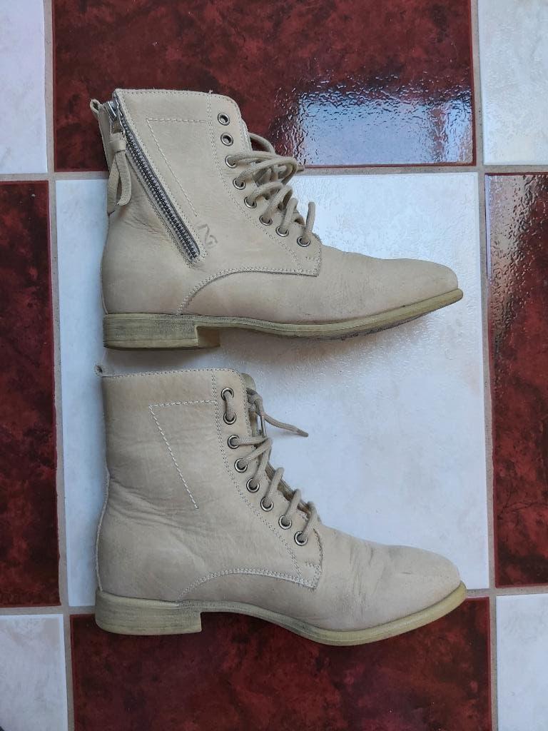 Bottines Nerogiardini, Vêtements | Femmes, Chaussures, Beige, Enlèvement, Boots et Botinnes, Porté