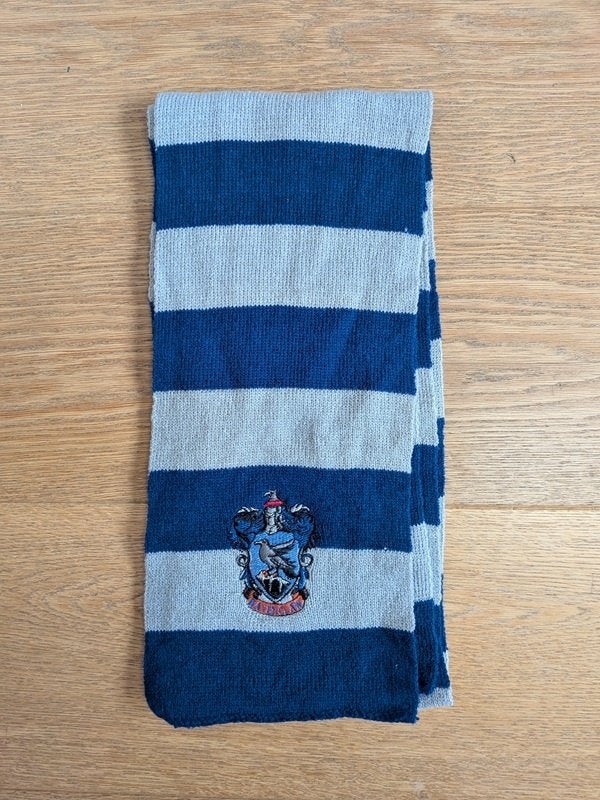 Harry Potter - écharpe Ravenclaw Serdaigle, Ophalen, Zo goed als nieuw