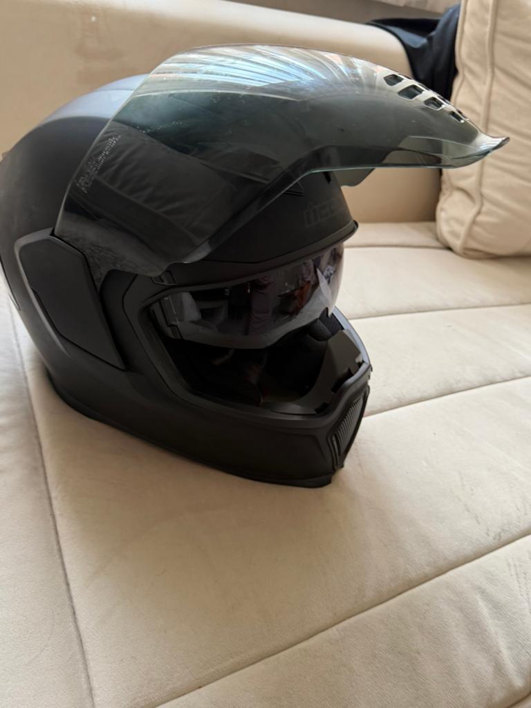 casque icon airflite, Motoren, Kleding | Motorhelmen, Ophalen