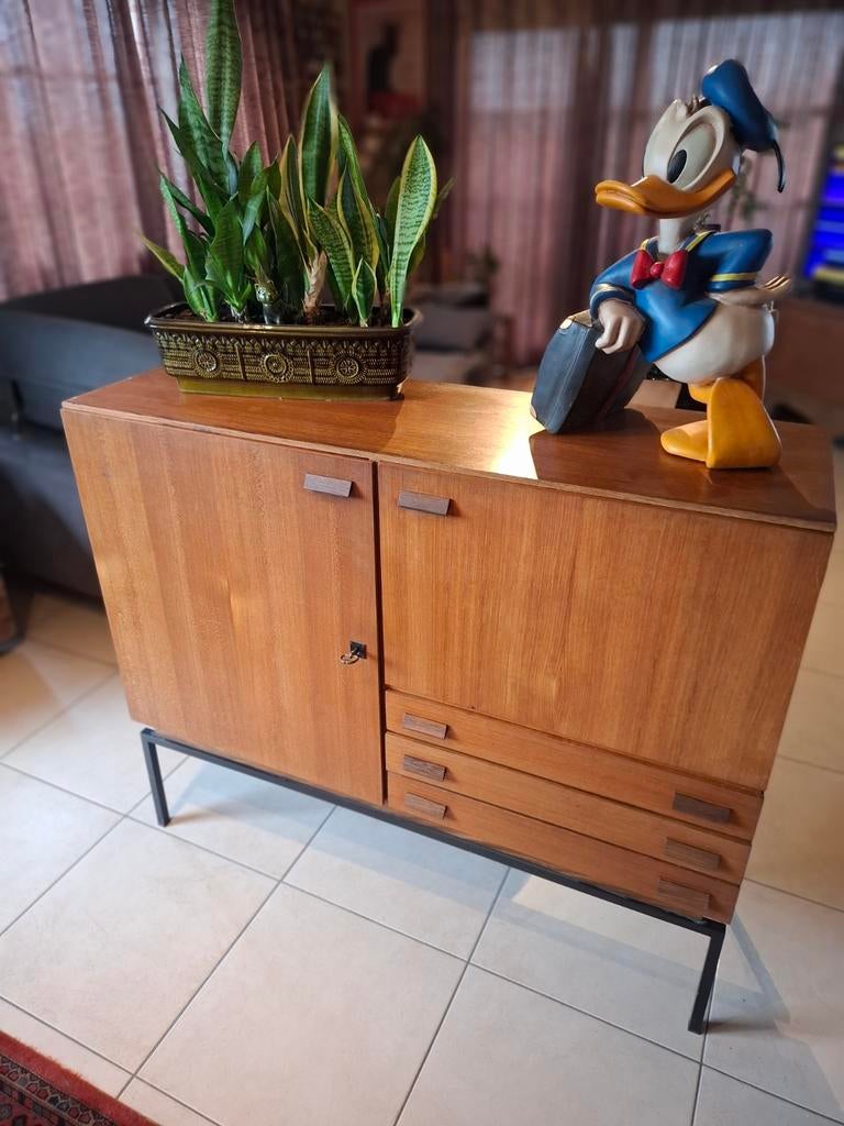 Vintage dressoir barkast, Enlèvement