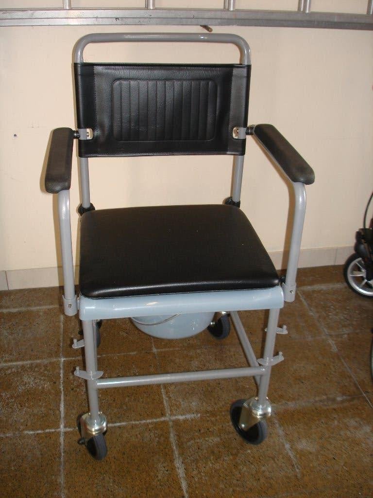 mobiele toiletstoel, Ophalen
