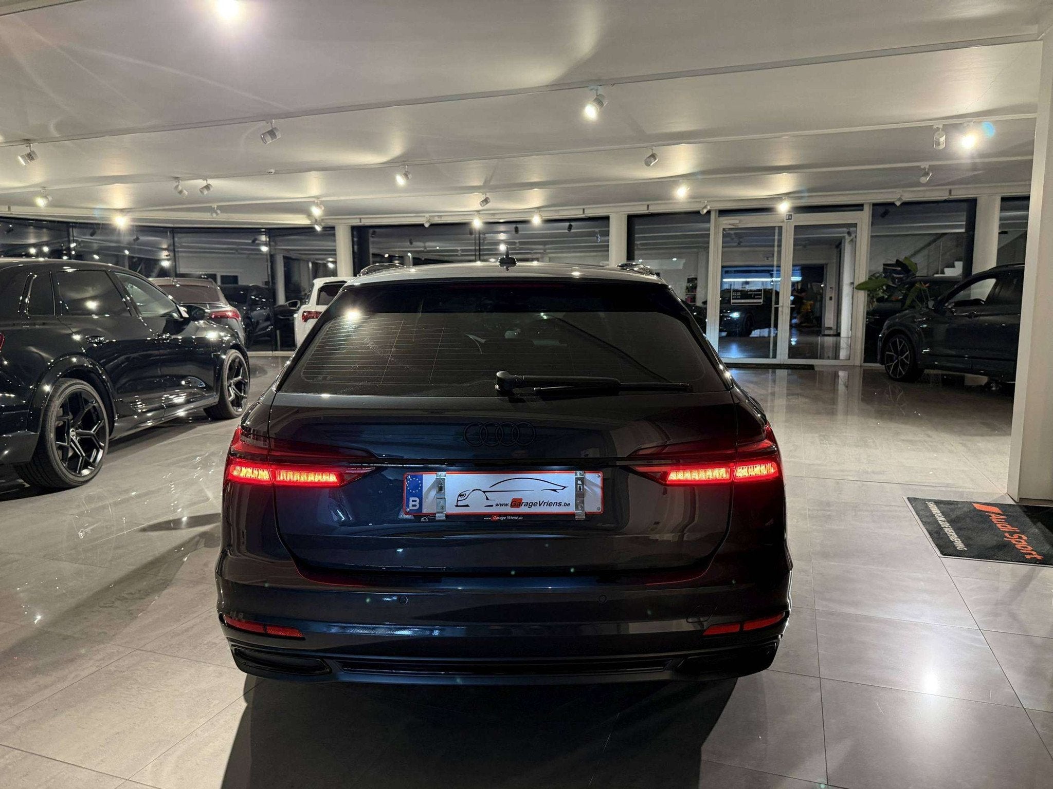 Audi A6 AVANT 40TFSI 204PK * 2X PACK SPORT * FULL BLACK PACK, Gebruikt, Zwart, 4 cilinders, 1984 cc