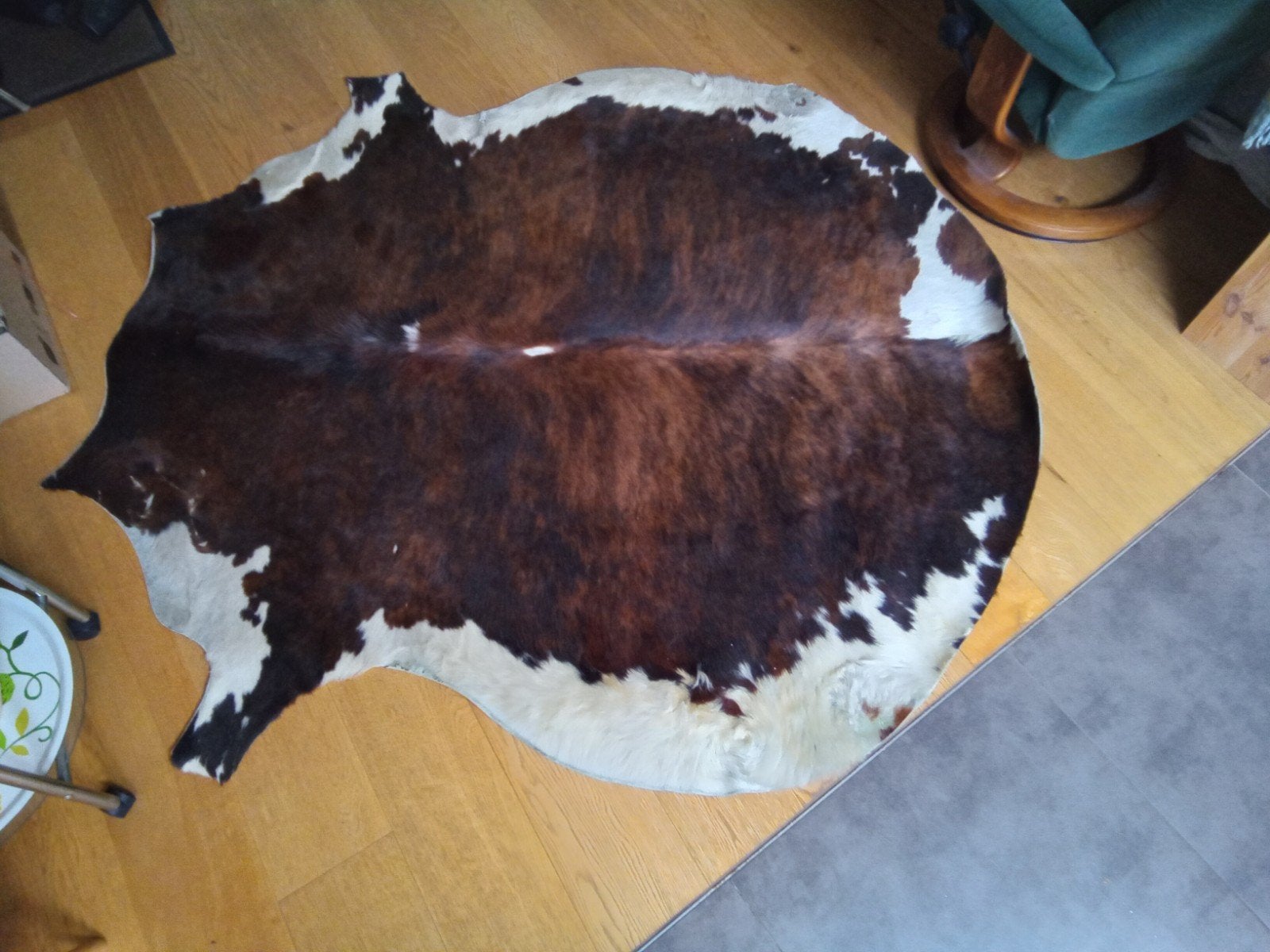 Tapis en peau de vache véritable, Maison & Meubles, Ameublement | Tapis & Moquettes, Enlèvement