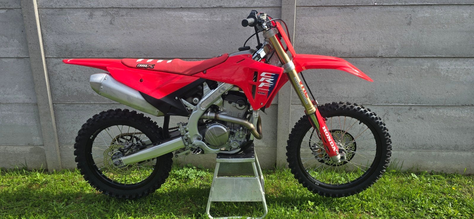 crf 250 bj 2025, Fietsen en Brommers, Ophalen of Verzenden