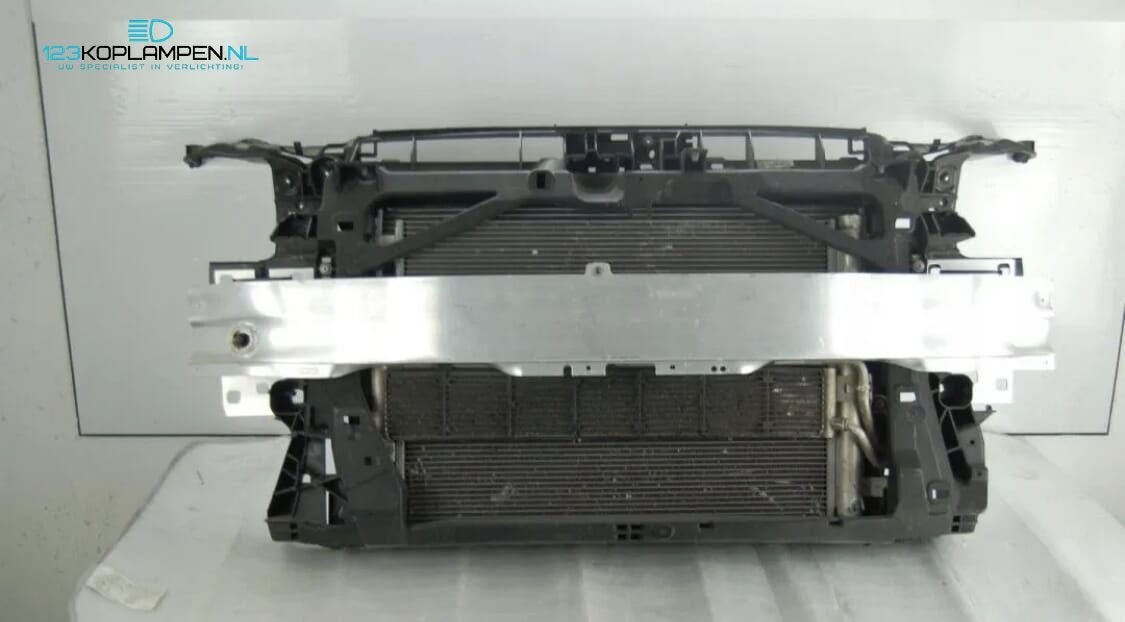 Audi A3 8V E Tron Voorfront koelerpakket radiateur, Autos : Pièces & Accessoires, Carrosserie & Tôlerie, Pare-chocs, Audi, Utilisé