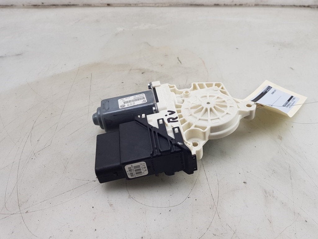 MOTEUR LEVE VITRE ELECTRIQUE Volkswagen Tiguan (5N1 / 2), Utilisé, Volkswagen