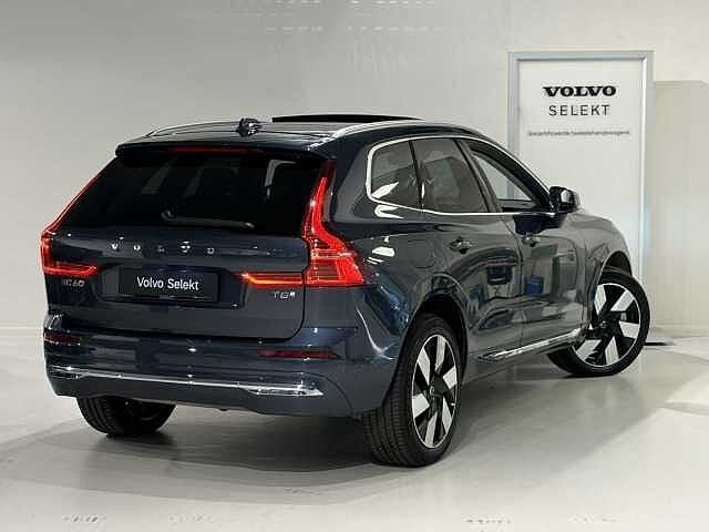 Volvo XC60 T8 Recharge Ultra Bright + 20 inch, Auto's, Volvo, Automaat, 1969 cc, Blauw, Bedrijf